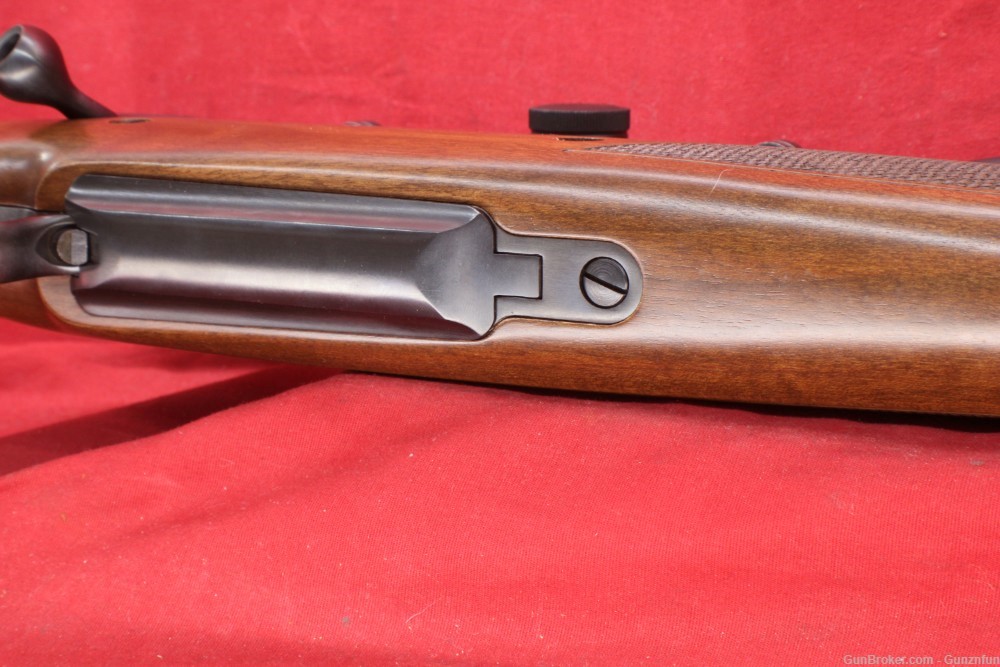 (35369)USED CZ 550 Magnum 375 H&H 25" barrel W/ Leupold 3.5-10X40 scope-img-26