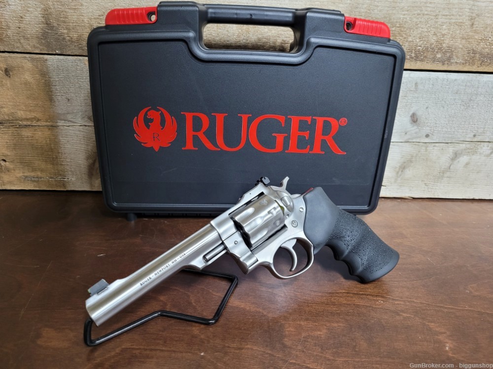Used Ruger GP100 22lR 5 1/2"bbl Stainless 10-Shot Great Condition!-img-1