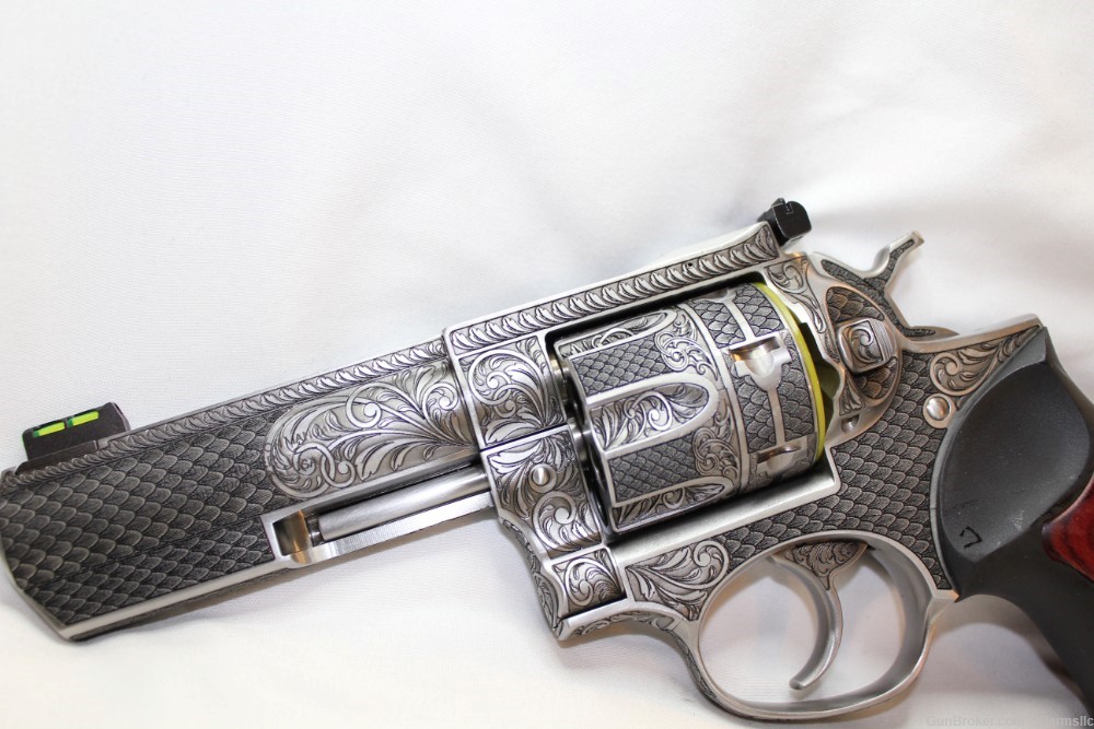Rare Collector Custom Engraved Ruger GP100 Limited Edition 357 MAG 4 Inch-img-2
