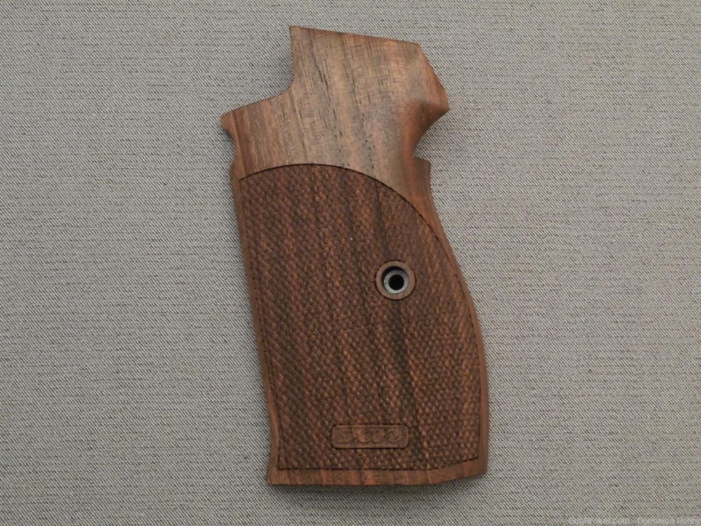 Nill Grips for SIG P210 Legend (SS2158)-img-0