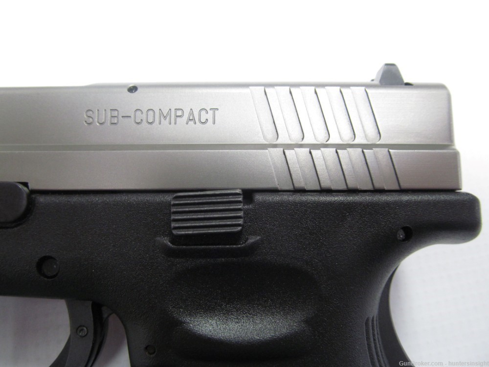 Springfield XD40 Subcompact Bitone 40 S&W With 7 Mags-img-4