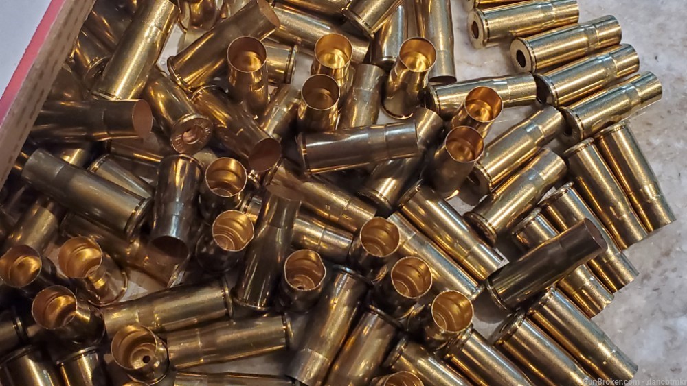38-40 Brass WW Winchester 150 count NEW - $10.40 ship or combo-img-1