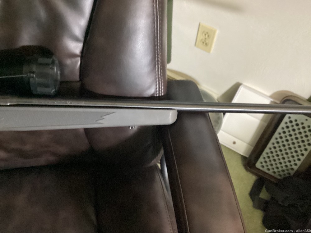 Stevens 200 7mm.mag syn. 24"bbl.with weaver 3x9x40 scope. Blind mag-img-4