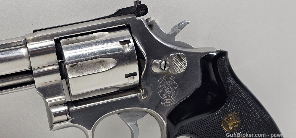 Smith and Wesson 686-1 6 shot revolver .357 mag..BIDDING-img-2