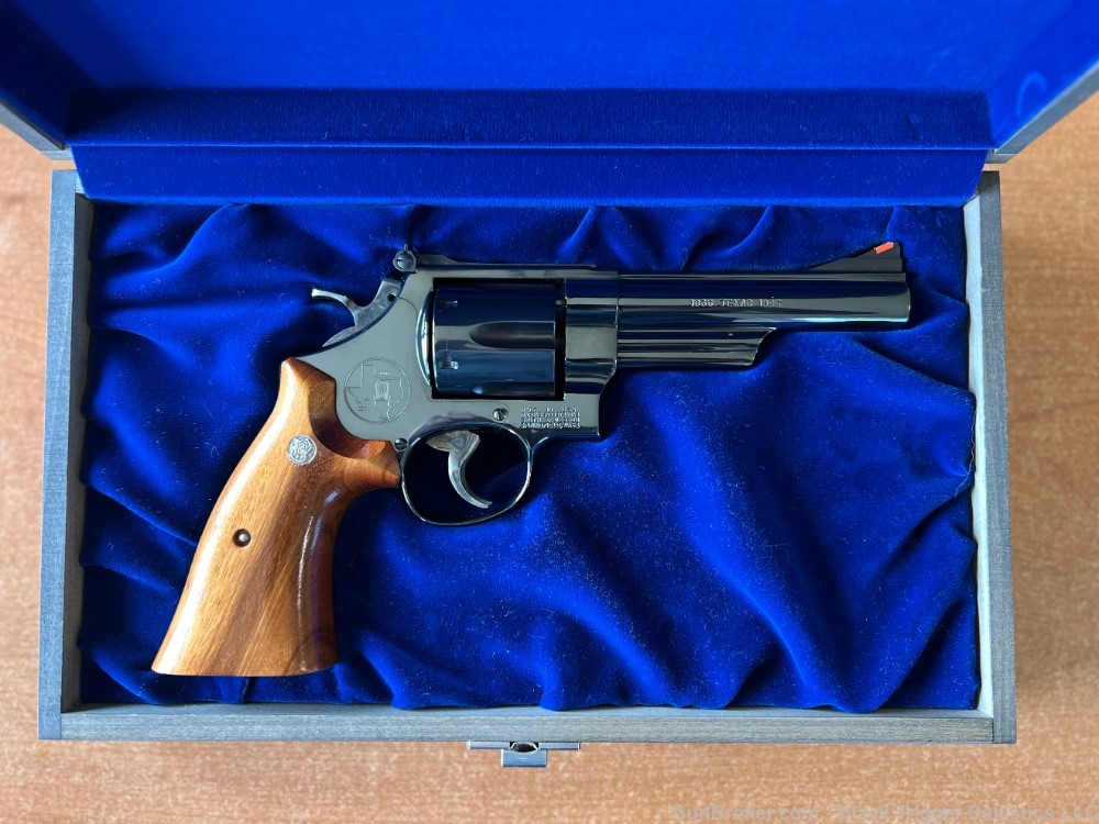 Smith and Wesson model 544, 1836 TEXAS 1986 No Reserve!-img-2