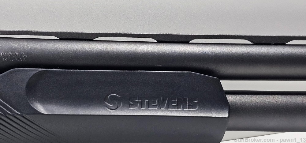 Stevens Model 320 12GA pump shotgun...BIDDING-img-4