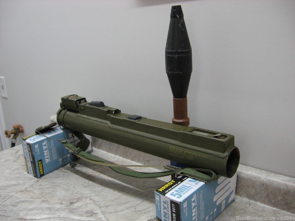 LAW M72 A2 LAUNCHER W/ 66mm ORIGINAL USGI HEAT ROCKET INERT M 72A2 11-1972 -img-12