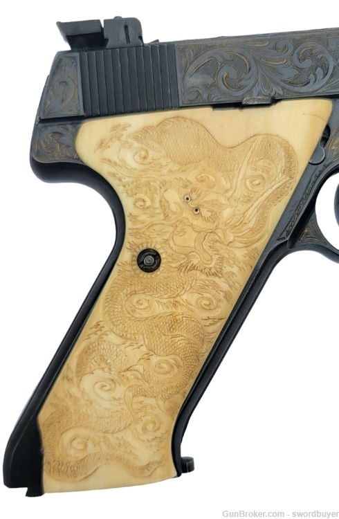 Custom Engraved HIGH STANDARD SUPERMATIC .22 Target Pistol -img-32