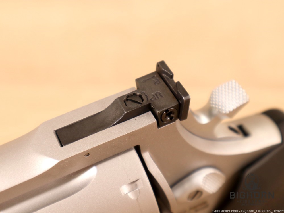 Taurus Model 608, 6.5" .357 mag 8-Shot Revolver Ported Brl NEW IN BOX  $.01-img-18