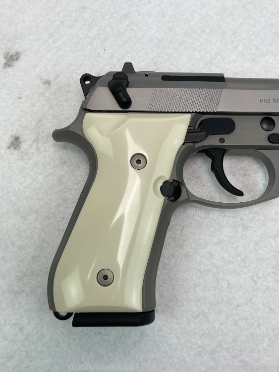 Beretta 92fs 9mm semi auto pistol stainless -img-3