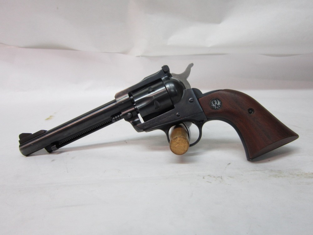 Ruger NM Single Six Pre-Warning Revolver in .22 WMR, Good to VG Cond.-img-9