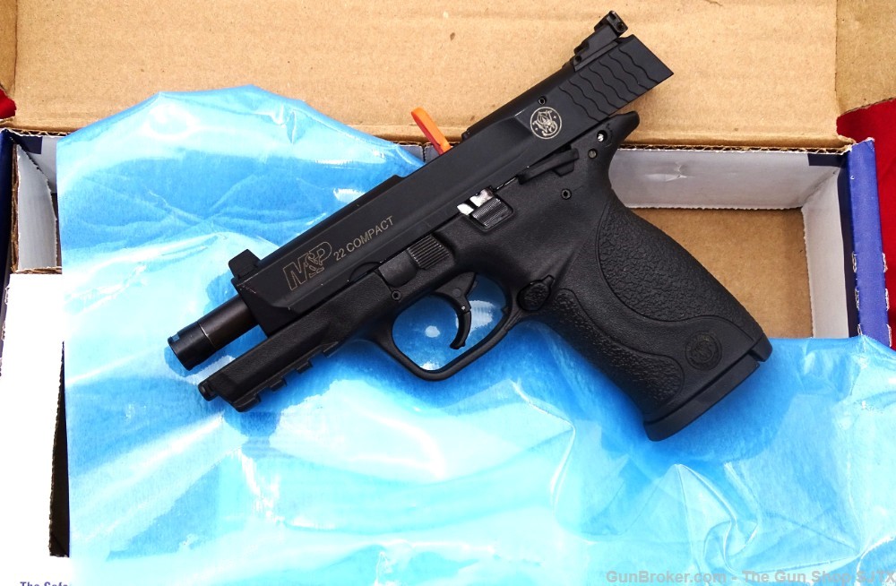 Smith & Wesson S&W M&P 22 Compact Pistol w/ Threaded Barrel-img-5