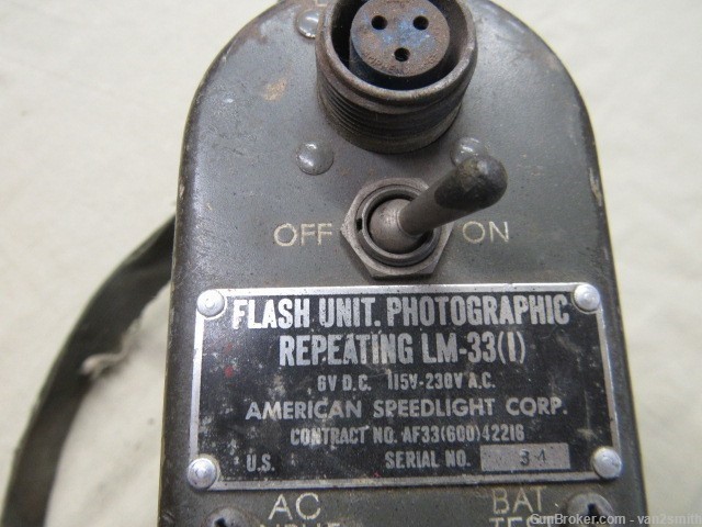 U.S. Military FLASH UNIT PHOTOGRAPHIC light battery pack-img-2