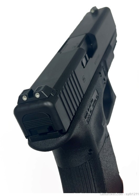 Glock 23 Gen3 4.02" 40S&W 13Rd Semi Auto Pistol-Black w/Night Sights       -img-2