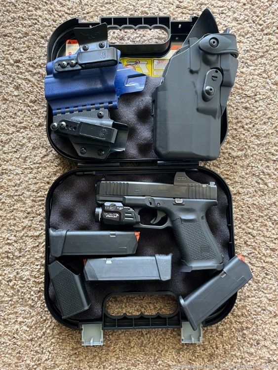 Shooter's Pack: Glock 19 Gen 5 / Holosun SCS, TLR-7, and Holsters!-img-0
