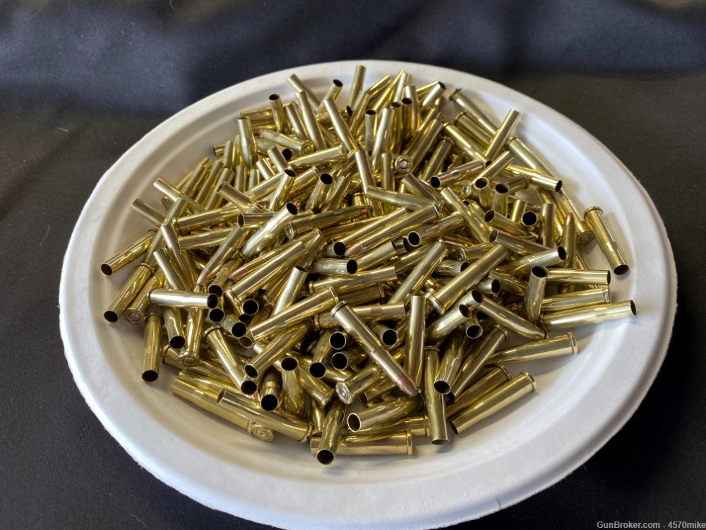 258 pieces of 22 Hornet brass. Rem and Win head stamps. Once fired.-img-3
