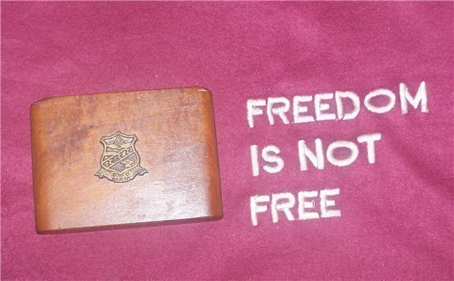 VINTAGE MILITARY WOODEN CIGARETTE CASE-img-0