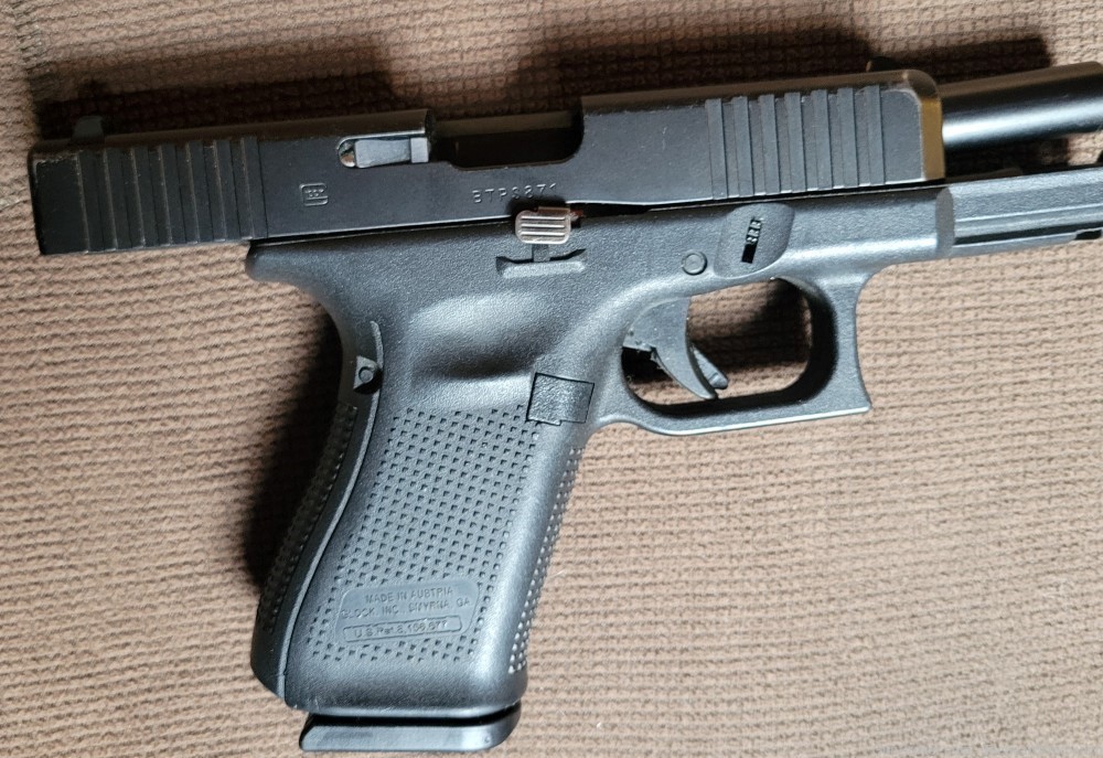 Glock 19 Gen 5, 15rd, Front Serrations - CONSIGNMENT!  -img-6