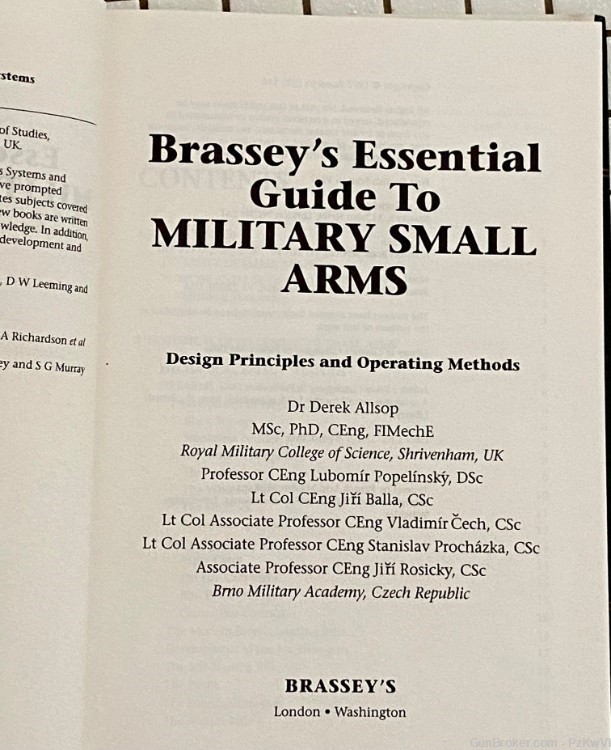 Brasseys Essential Guide to Small Arms Allsop Popelinsky-img-2
