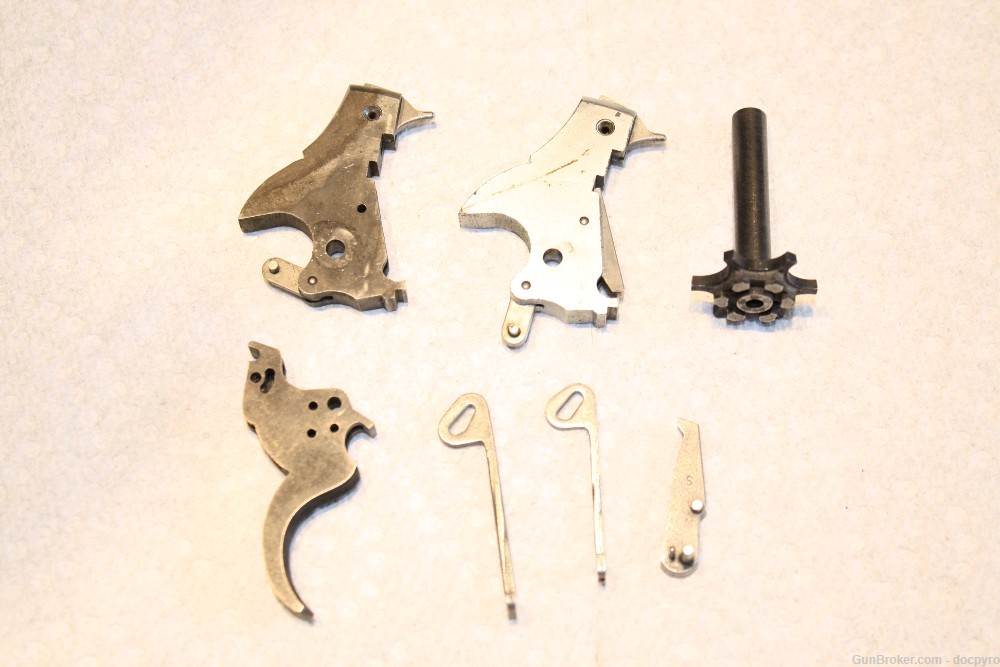 S&W K Frame Revolver Parts - assorted parts, one low price-img-0