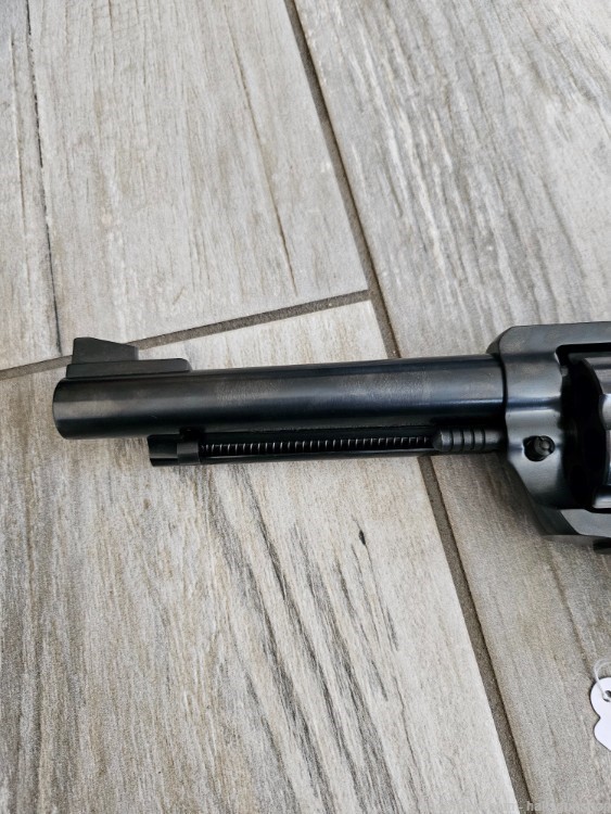 Ruger Super Blackhawk 44 Mag Revolver 6rd 5.5" Fluted Single Action 00810 -img-3