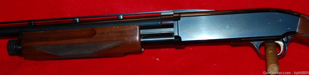 Browning BPS Field Model Pump Action Shotgun in 20 Gauge 26" -img-9