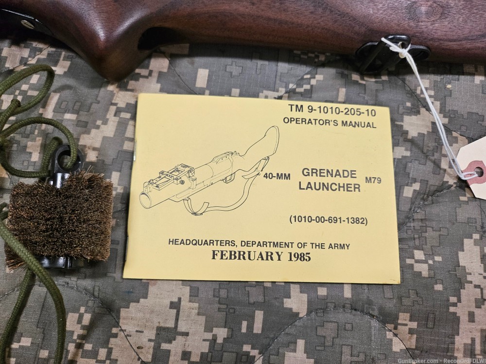 NICE Original USGI M79 Grenade Launcher M-79 M 79 with Extras!-img-5