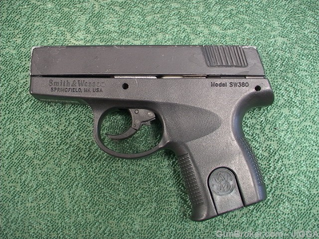 Smith & Wesson SW380 (Parts Gun)-img-2