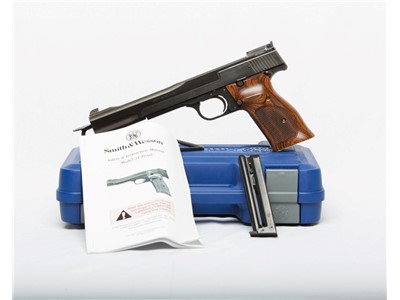 Smith and Wesson 41 22lr with box