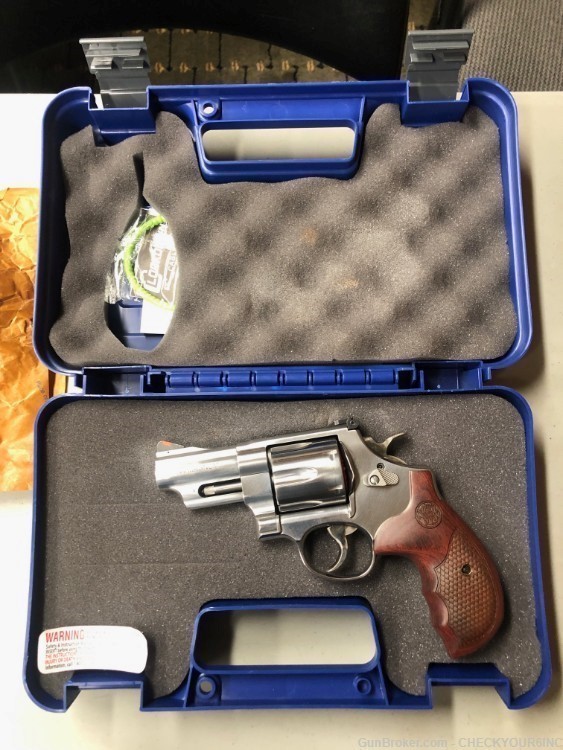 Smith & Wesson 629-6 .44MAG NEW!  3 Inch Barrel-img-2