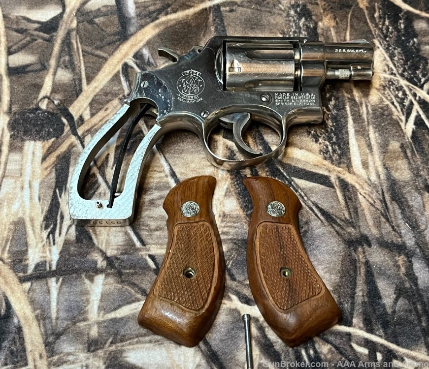 Smith & Wesson Model 10-5 - 2" 38SPL-img-2
