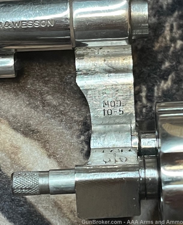 Smith & Wesson Model 10-5 - 2" 38SPL-img-14