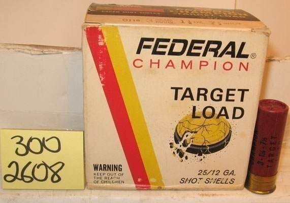Full box 12 gauge Federal Champion plastic-img-0