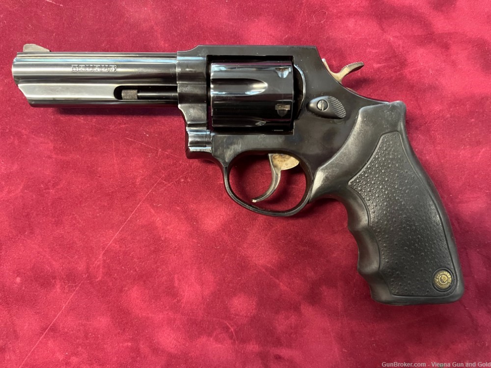 TAURUS 82 .38SPL POLICE/SECURITY TRADE-IN-img-0