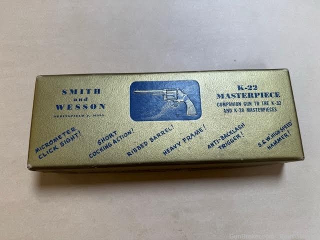 1952 Smith & Wesson K-22 Masterpiece revolver 6 inch Barrel original Box-img-17