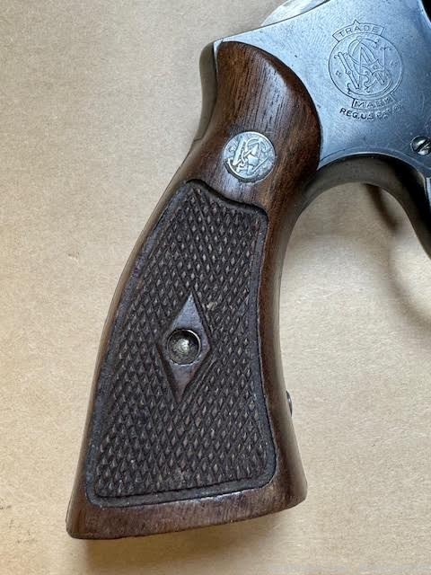 1952 Smith & Wesson K-22 Masterpiece revolver 6 inch Barrel original Box-img-5
