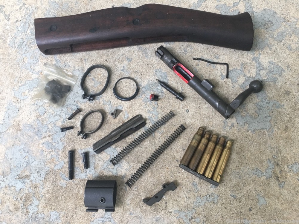 Misc lot of old 1903a3 Springfield rifle parts -img-0
