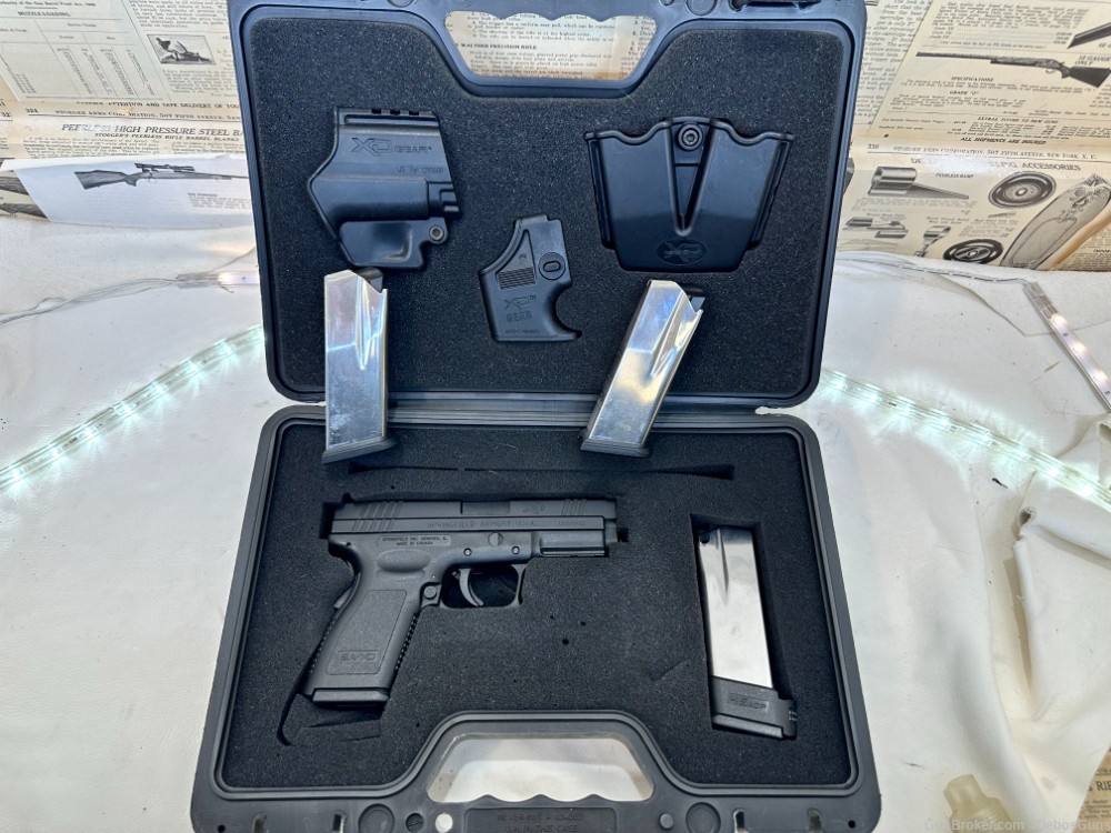 SPRINGFIELD XD-45 45ACP IN BOX 4 MAGS AND HOLSTER PENNY AUCTION!-img-0