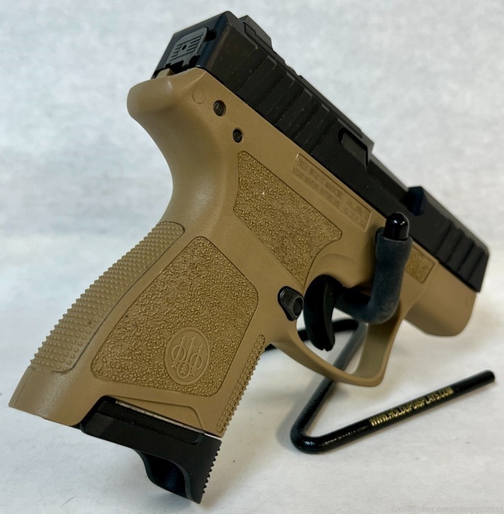 Beretta APX 9mm Semi-Auto Pistol w/Box and 2 Mags-img-2