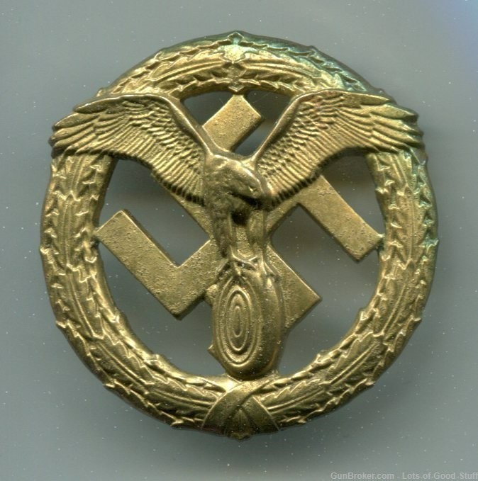 German World War II Gold Motor Sports Badge-img-0