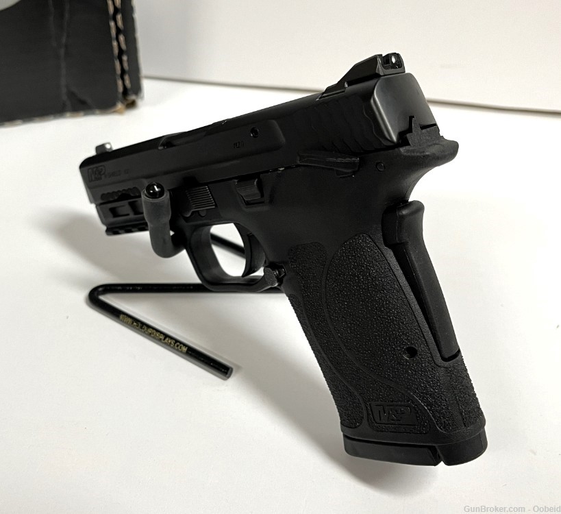 Smith & Wesson M&P 9 Shield EZ Pistol 8rd Mag Handgun SW-img-7