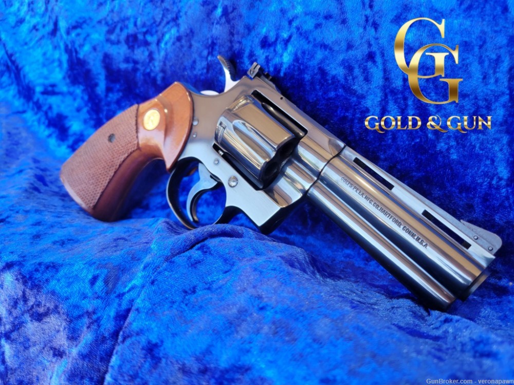 1975 Stunning Colt Python, comes with EVERYTHING-img-0