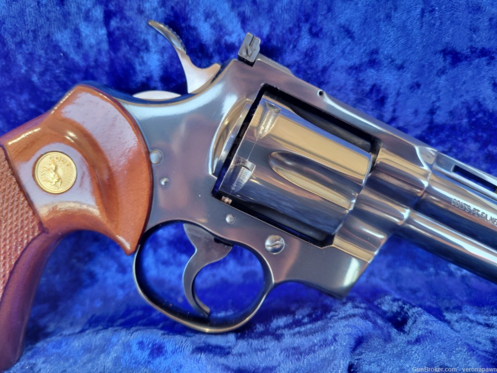 1975 Stunning Colt Python, comes with EVERYTHING-img-1
