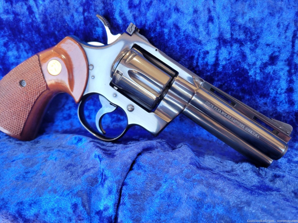 1975 Stunning Colt Python, comes with EVERYTHING-img-3
