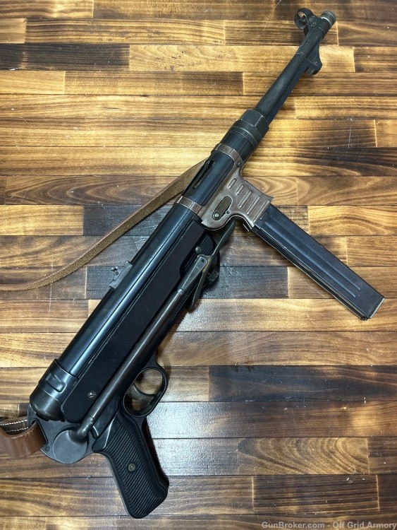 MODEL GUN COMPANY MP-40!  Non-Firing REPLICA!-img-0