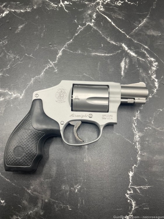 Smith & Wesson .38 Revolver 642-2 Airweight -img-5