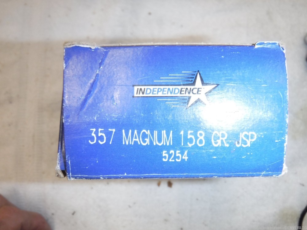 357 MAGNUM AMMO LOT Remington,Hornady, Winchester, Seller & Bellot ,Blazer-img-9