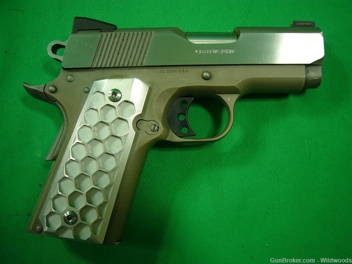 Colt "Lightweight" Stainless Defender .45ACP-img-2