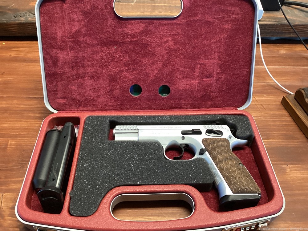 EAA Tanfoglio Witness Stock 9mm 5.5” Stainless w/ Lockable Case Bright Bore-img-20