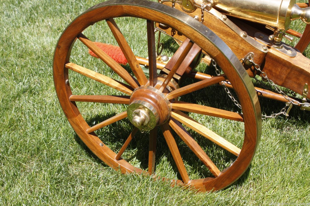 Karl Furr James 6 Pounder Field Cannon - 1/3 Scale W/5x Brass Balls - NICE!-img-4